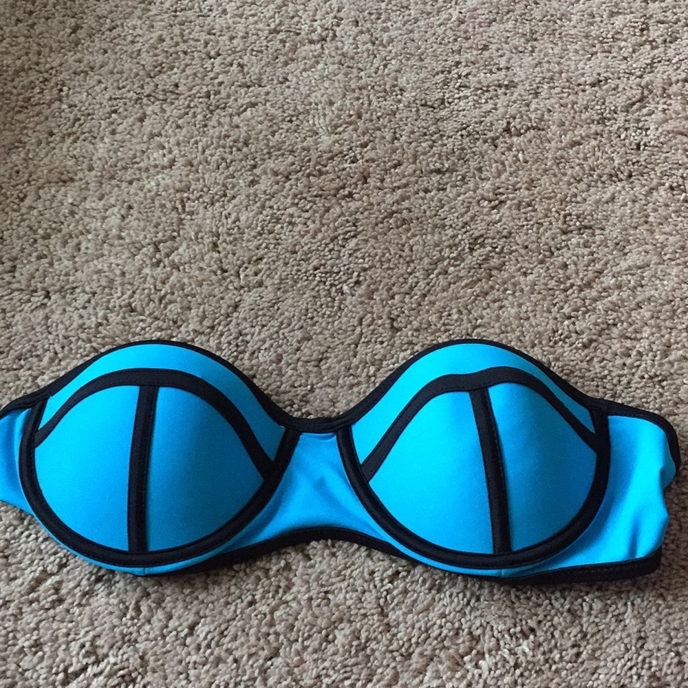 Triangl Bikini Top Blue